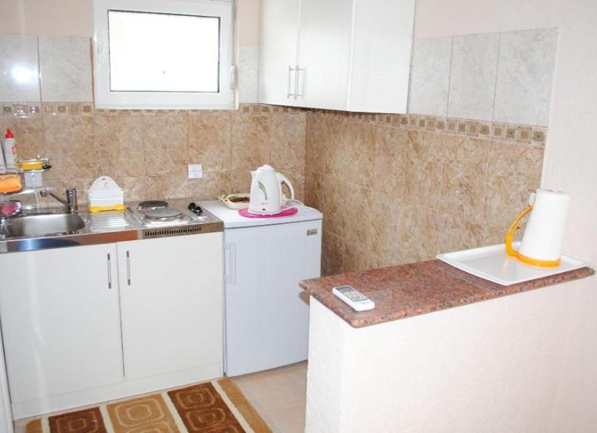 Apartments Anne Petrovac Kültér fotó